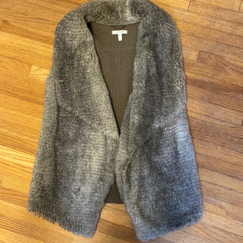 Fur vest